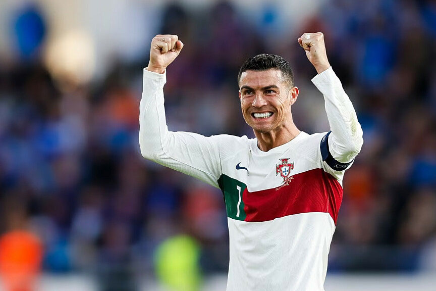 Cristiano Ronaldo: Hoàng hôn rực rỡ ở tuổi 38 - Báo Đồng Nai điện tử