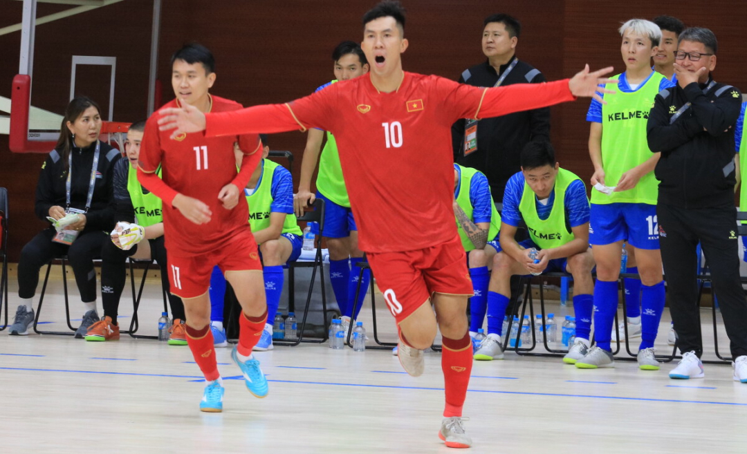 Tuyển futsal Việt Nam sớm đoạt vé vào Vòng chung kết futsal châu Á 2024 - Báo Khánh Hòa điện tử