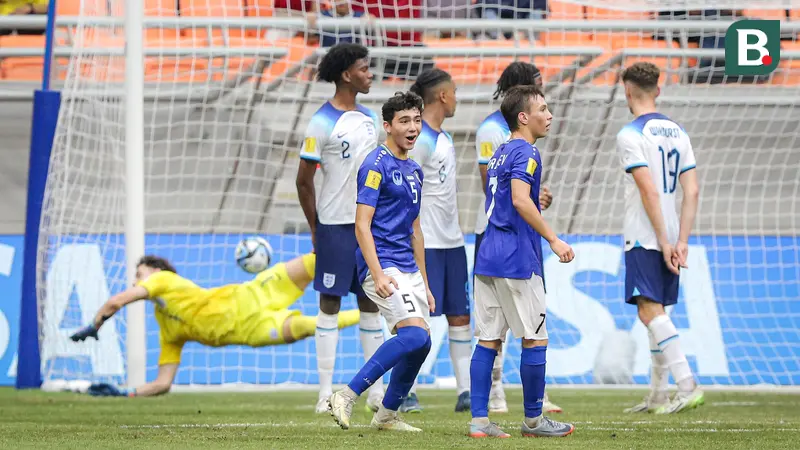 Sisi Religius Uzbekistan Setelah Singkirkan Inggris di Piala Dunia U-17 2023: Alhamdulillah, Berkat Bantuan Allah SWT - Piala Dunia Bola.com