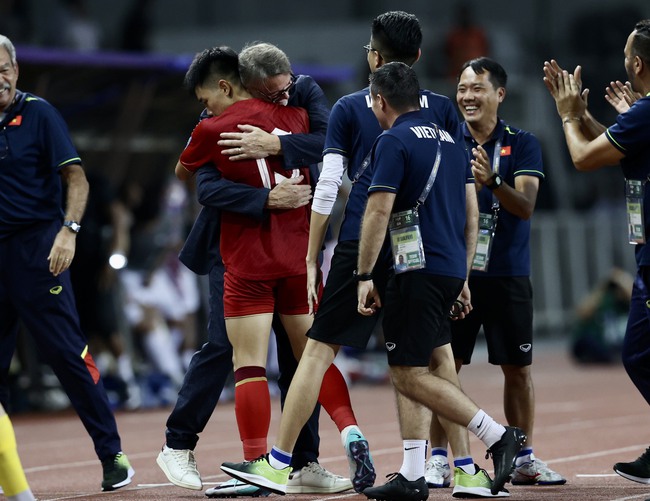 Iraq đón 'hung tin', ĐT Việt Nam tràn trề cơ hội tạo cơn 'địa chấn' ở vòng loại World Cup - Ảnh 2.