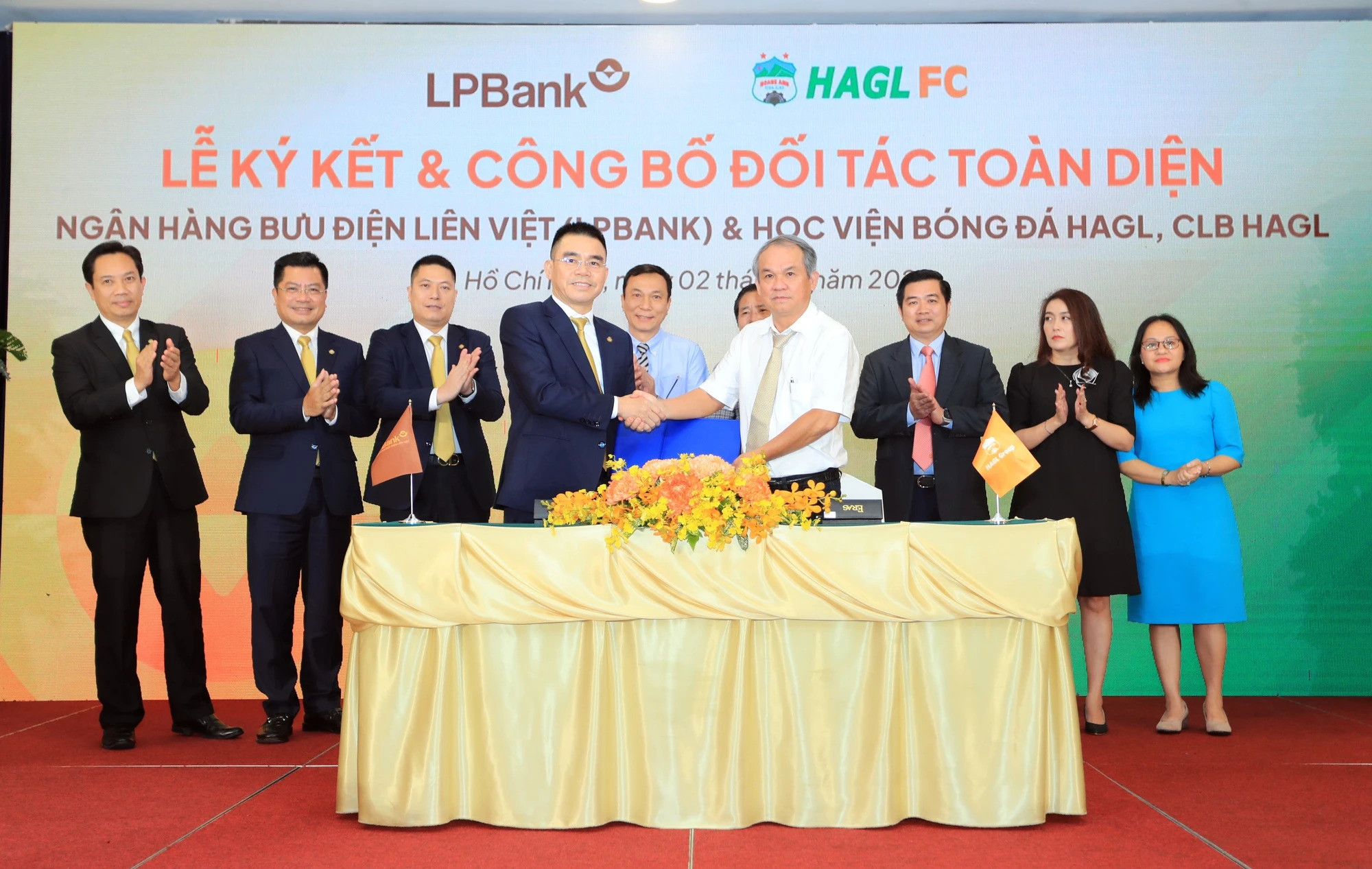 hagl_lpbank.jpg