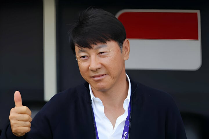 Indonesia bị loại khỏi Asian Cup 2023, HLV Shin Tae-yong tiếc nuối- Ảnh 1.