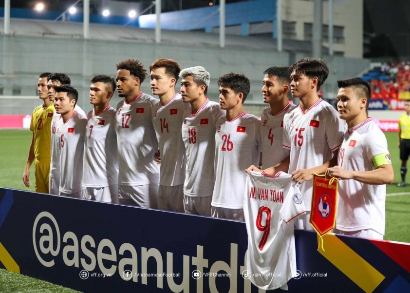 Trực tiếp Việt Nam 0-0 Singapore: Bàn thắng không được công nhận 574830