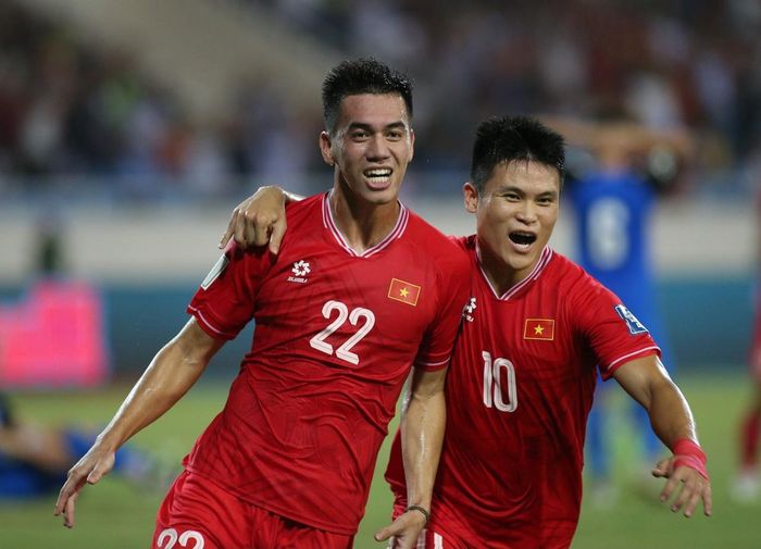 HLV KIm Sang Sik dễ chốt các cưu binh dự AFF Cup 2024. Ảnh: SN