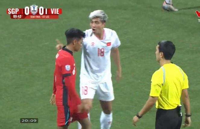 Trực tiếp Việt Nam 0-0 Singapore: Bàn thắng không được công nhận 574826Trực tiếp Việt Nam 0-0 Singapore: Bàn thắng không được công nhận 574826