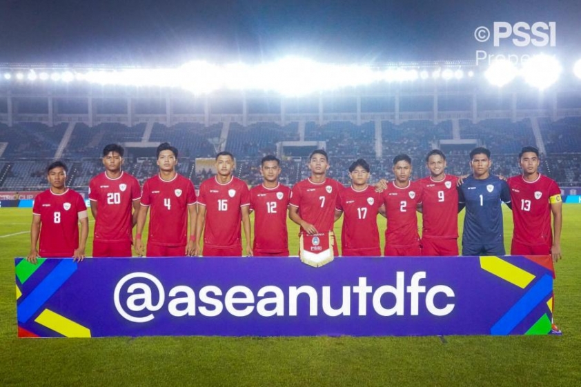 Chủ tịch LĐBĐ Indonesia: 'Hoà ĐT Việt Nam là phi thường lắm rồi' 569296