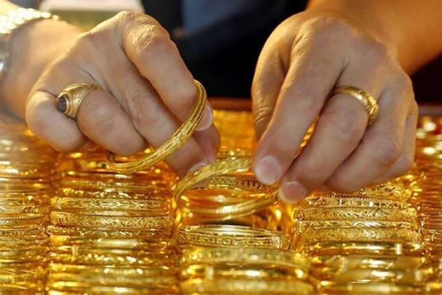 Giá vàng hôm nay 27-4: Đồng loạt đứng yên