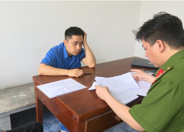 Bắt thêm 8 đối tượng liên quan đường dây ma túy của Bùi Đình Khánh, thu giữ 6 ô tô cùng nhiều vũ khí quân dụng ảnh 1