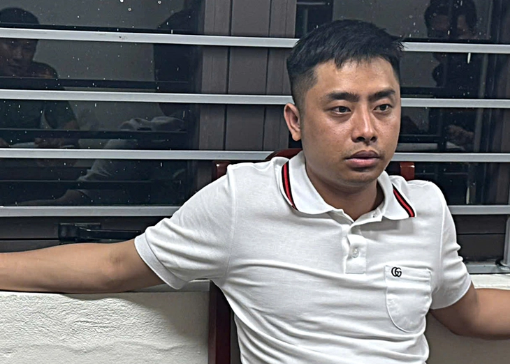 Bùi Đình Khánh: Đằng sau vẻ ngoài hào nhoáng, 'sang chảnh' - Ảnh 1.