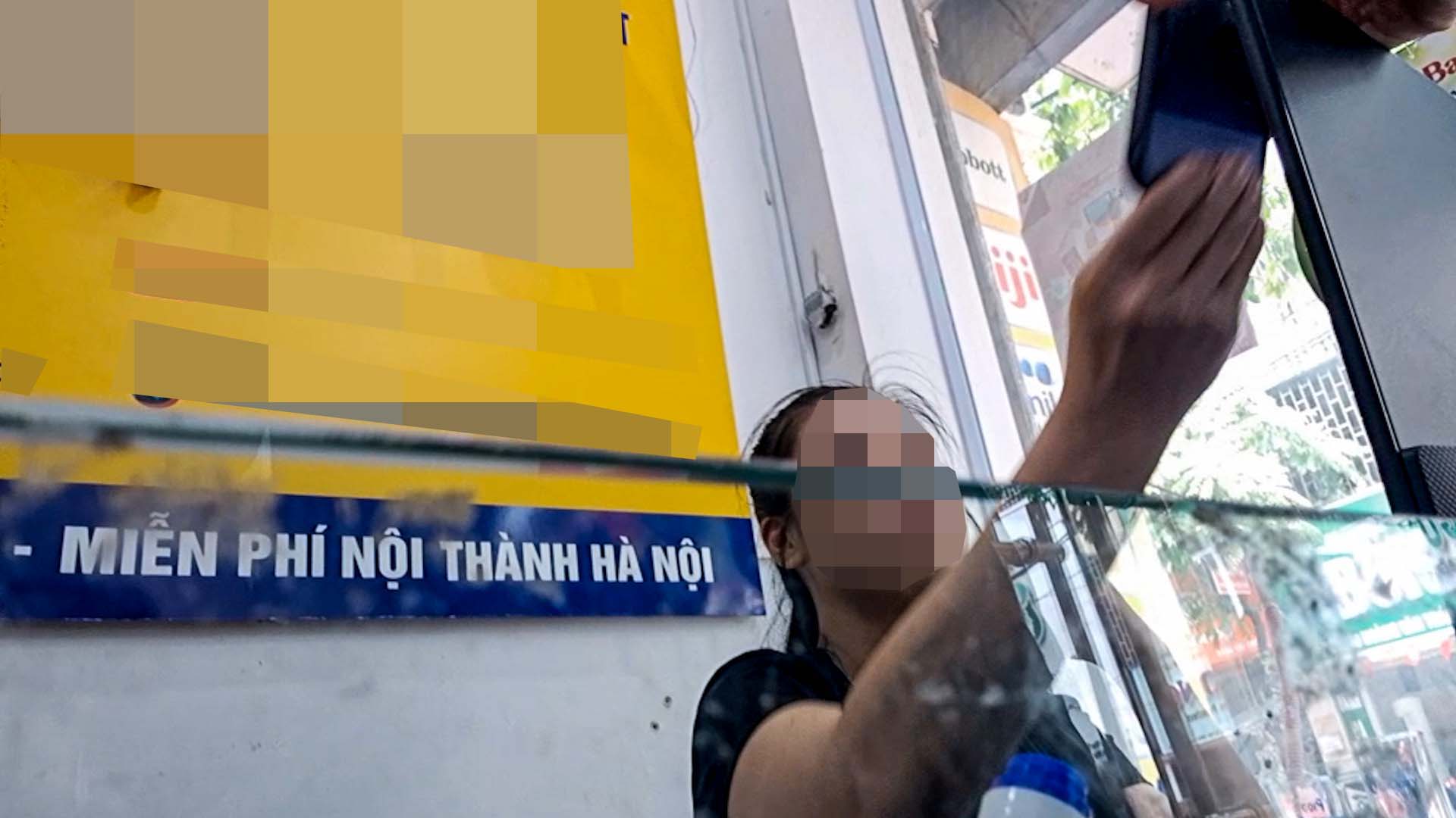 Nhóm PV đến trực tiếp cửa hàng của thương hiệu “Sữa Bột Tốt” trên đường Hoàng Văn Thái (Thanh Xuân, Hà Nội) để xác minh thông tin. Ảnh: Nhóm PV