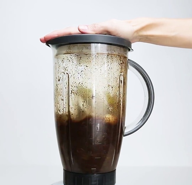 Mẹo cực hay giúp hoa, cây cảnh sắp chết héo cỡ nào cũng tươi tốt chỉ sau vài ngày - Ảnh 4.