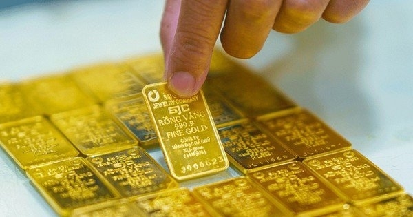 Giá vàng hôm nay (18-8): Vàng trong nước đi ngang, neo ở ngưỡng cao