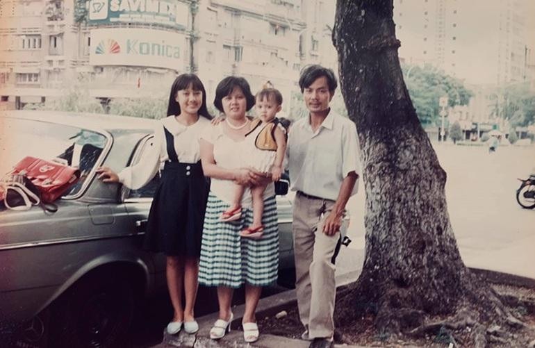 BTV Hoài Anh thuyết minh sự kiện A80: Xuất thân tiểu thư &quot;cành vàng lá ngọc&quot; và chân dung người chồng bí ẩn - Ảnh 2.