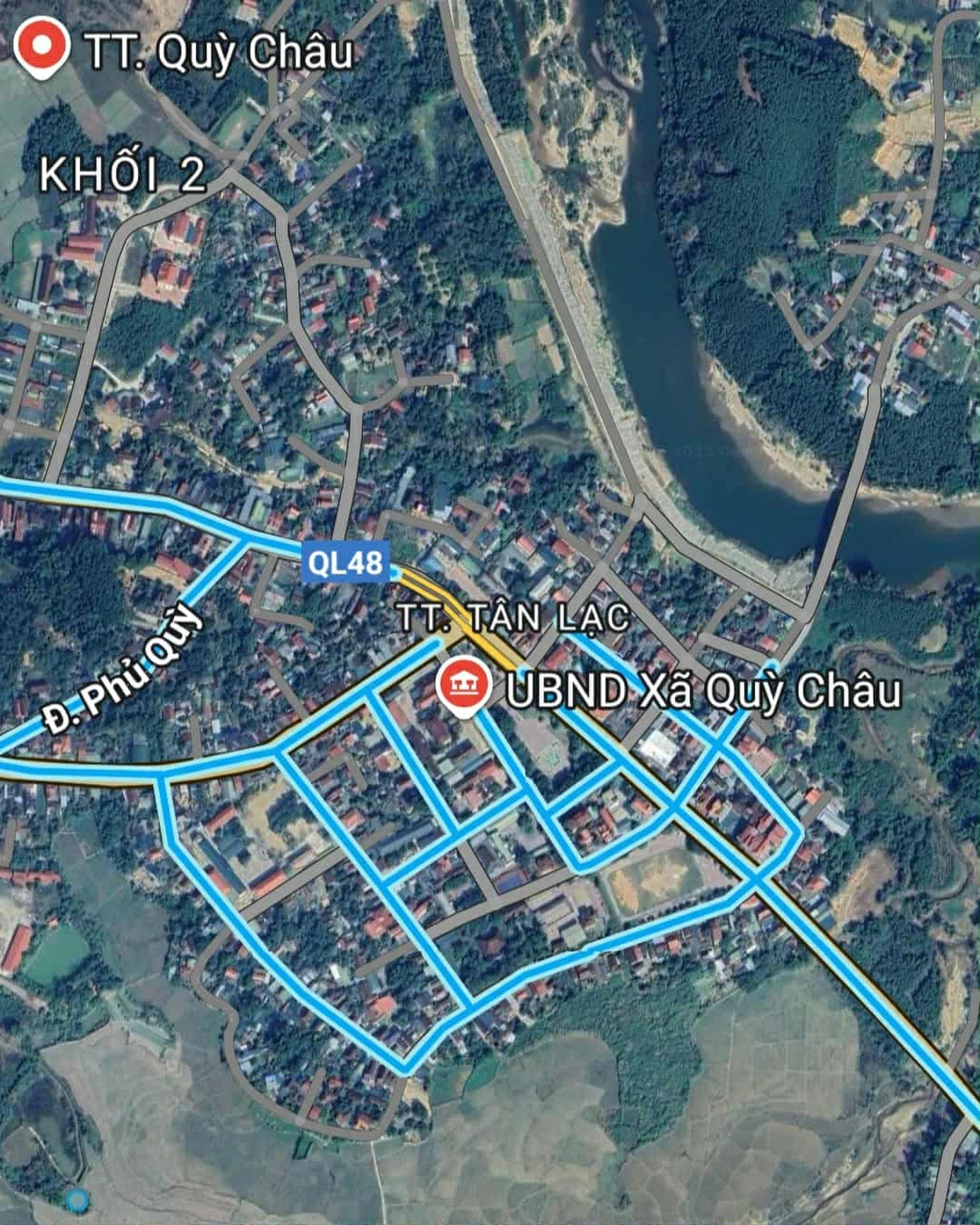 30-1759214558-nuoc-ngap-ngang-mai-nha-trong-tran-lu-chua-tung-co-o-xa-mien-nui-nghe-an.jpg