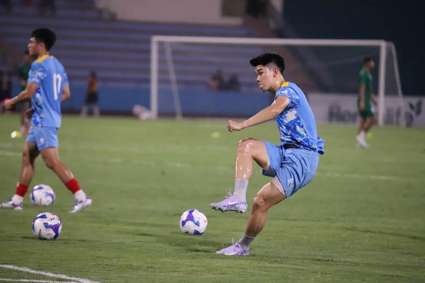 Trực tiếp U23 Việt Nam vs U23 Bangladesh: Viktor Lê, Văn Khang dự bị 697146