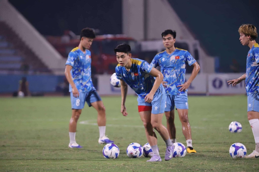 Trực tiếp U23 Việt Nam vs U23 Singapore: Hàng loạt sự thay đổi 699275