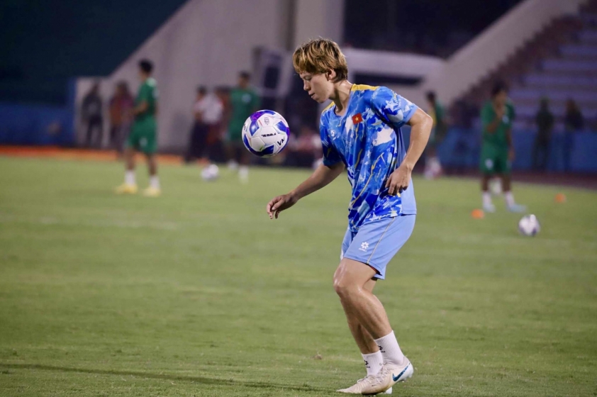 Trực tiếp U23 Việt Nam vs U23 Bangladesh: Viktor Lê, Văn Khang dự bị 697142