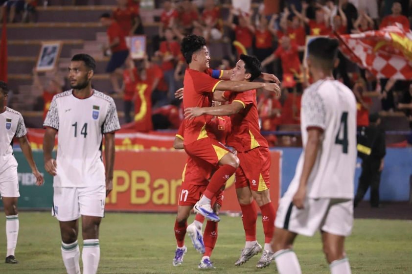 Trực tiếp U23 Việt Nam 1-0 U23 Bangladesh: Ngọc Mỹ mở tỉ số sớm 697176