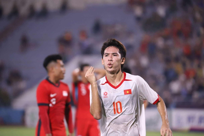 Trực tiếp U23 Việt Nam 1-0 U23 Singapore: Tỏa sáng đúng lúc 699328