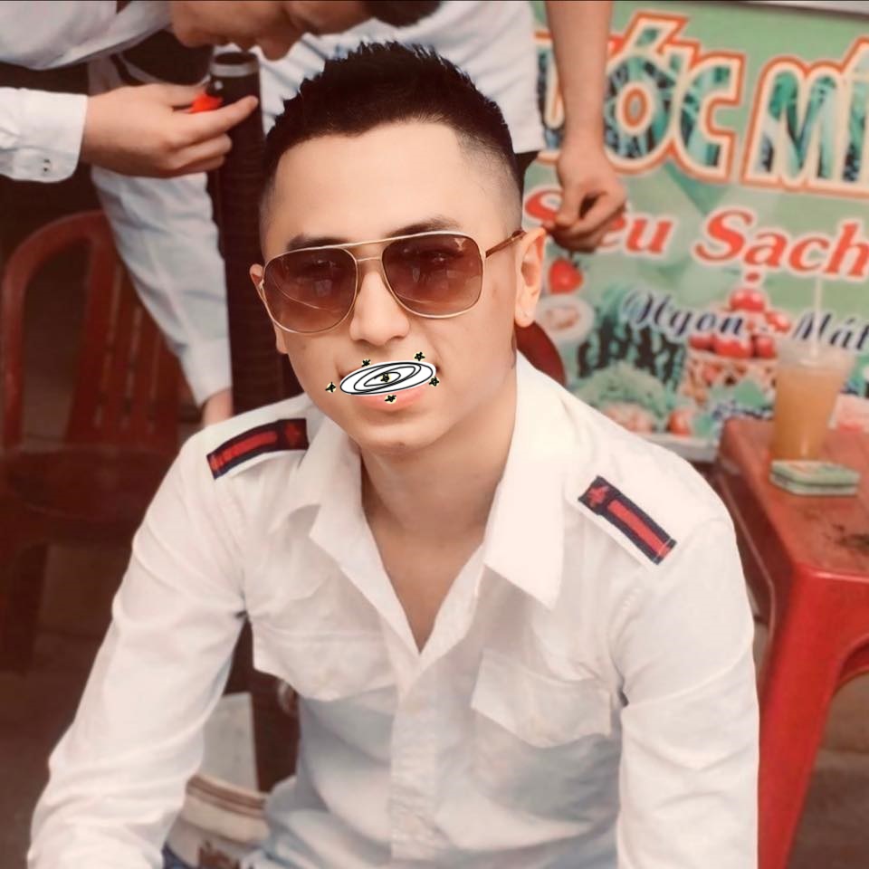 Có thể là hình ảnh về 1 người, râu và văn bản cho biết 'Bcm êu u Sạch Myon Mái'