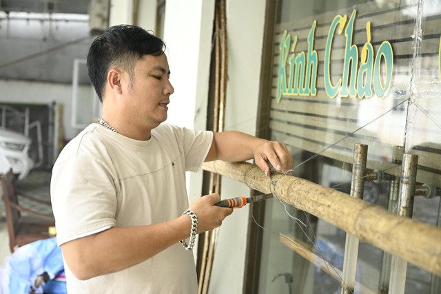 Bão số 10 đi chậm lại, càng nguy hiểm hơn: Đã có 1 người chết, 4 người mất tích- Ảnh 15.