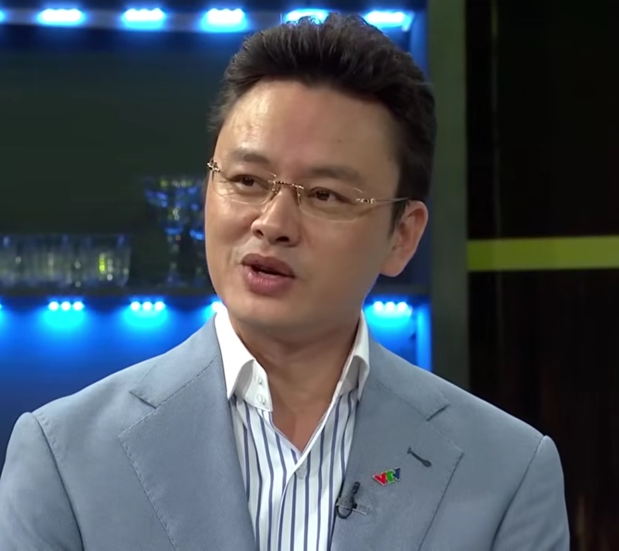 BTV điển trai VTV nói một điều quan trọng khi dẫn Thời sự- Ảnh 1.