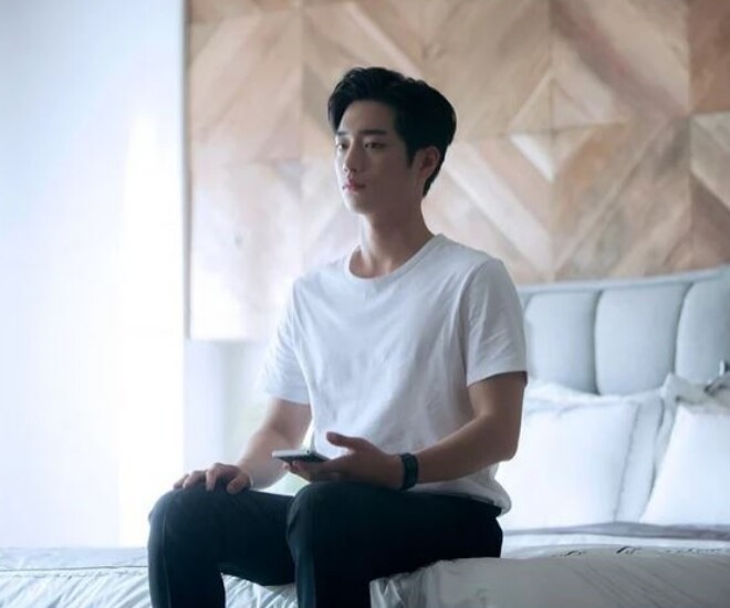 Đến nhà chị dâu góa chồng ở vài ngày, nửa đêm phòng chị vang lên tiếng đàn ông, tôi xông vào thì chết lặng - 1