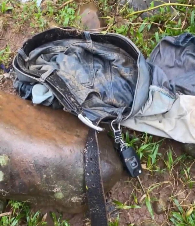 Vụ tài xế vượt ngầm tràn bị lũ cuốn: Bác thông tin tìm thấy tài xế- Ảnh 2.