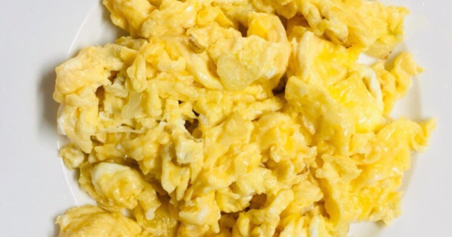 Trong trứng có vitamin A, D, B12 và selenium