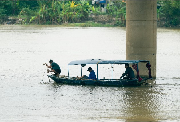 vu-chu-re-nghi-nhay-cau-ngay-trong-ngay-vui-trong-dai-hang-xom-tiet-lo-cuoc-tro-chuyen-cuoi-giua-chu-re-va-me-3