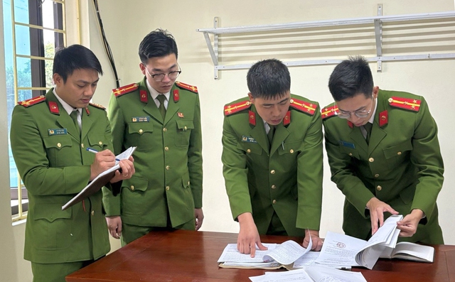 Khám xét tại nơi ở, tạm giữ 2 mẹ con Nguyễn Thị Thu - Ảnh 1.