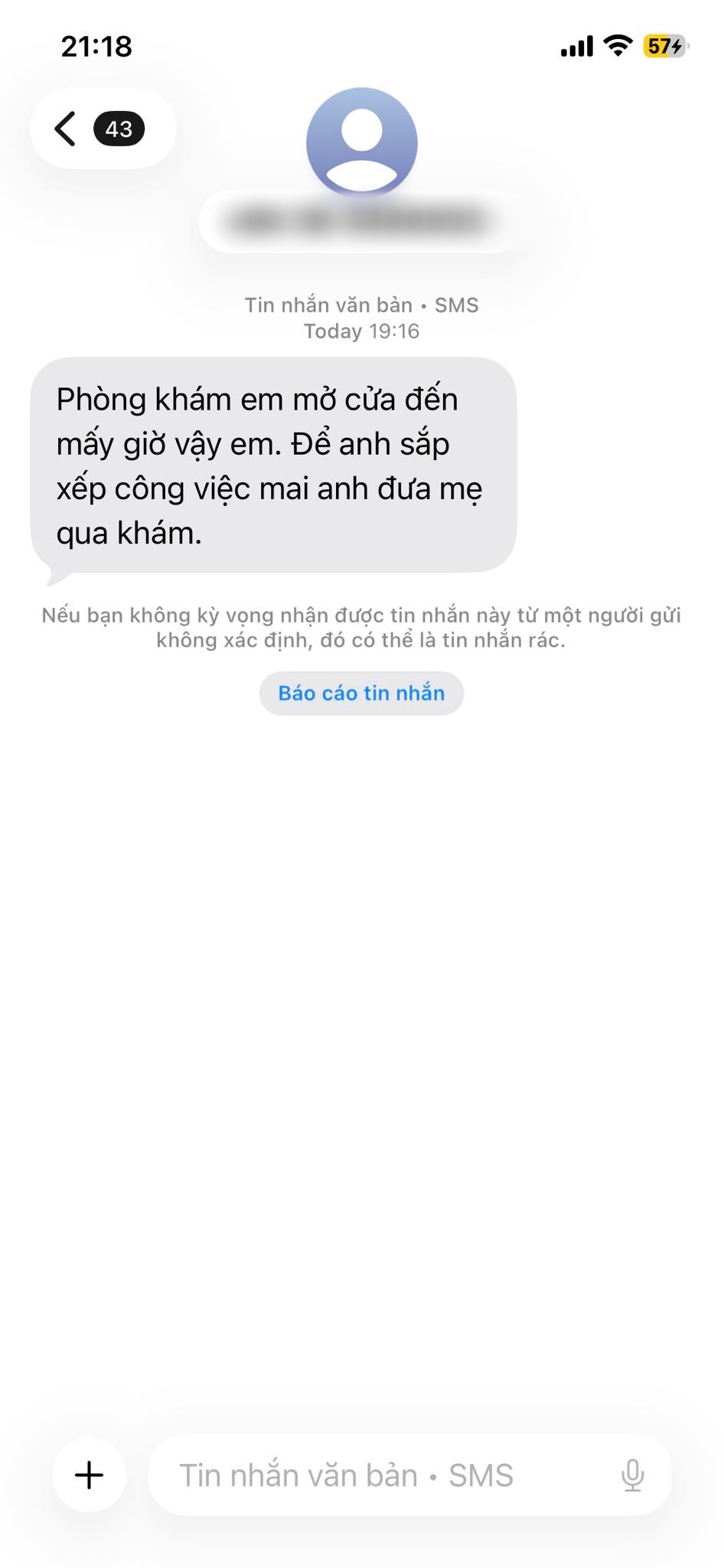 Nhiều người lên tiếng cảnh báo chiêu lừa đảo mới ngày cuối năm, chặn số ngay nếu nhận được tin nhắn "lạ" này!- Ảnh 1.