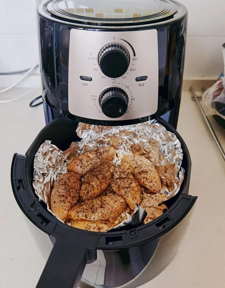 Nṑi chiên ⱪhȏng dầu tiḕm ẩn 4 rủi ro gȃy hại, ai ᵭang dùng ᵭḕu nên biḗt- Ảnh 1.