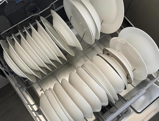 Một người rửa bát, cả nhà ung thư? 6 thói quen "tẩm chất độc" vào bát đĩa cần bỏ ngay- Ảnh 3.